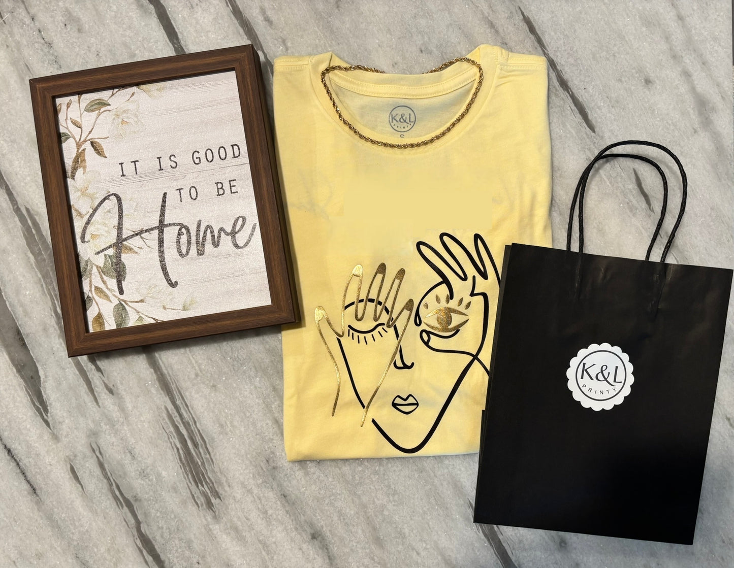 Face Design Gold T-shirt for woman Trending