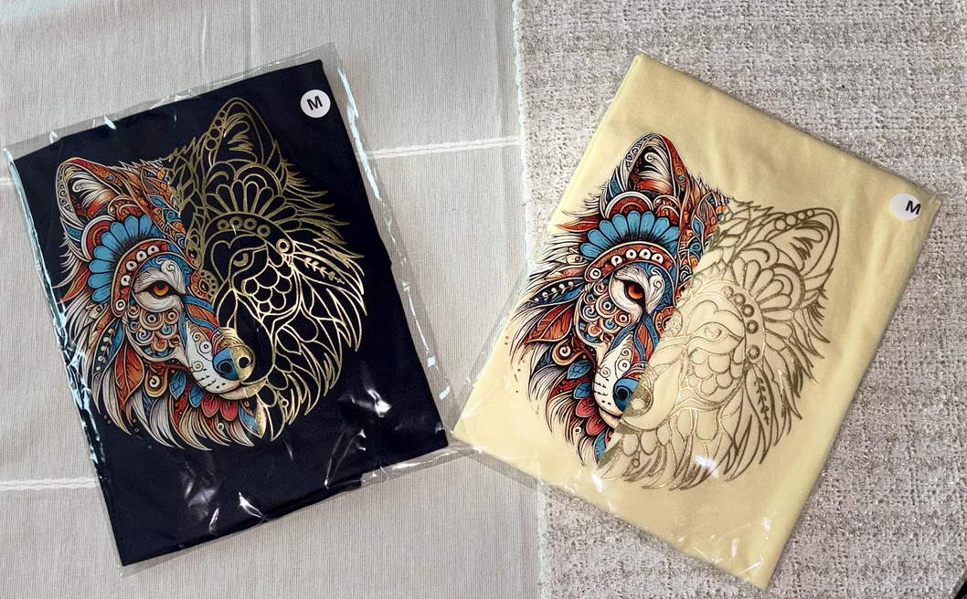 Beautifull designs T-shirt for woman Wolf Gold Trending